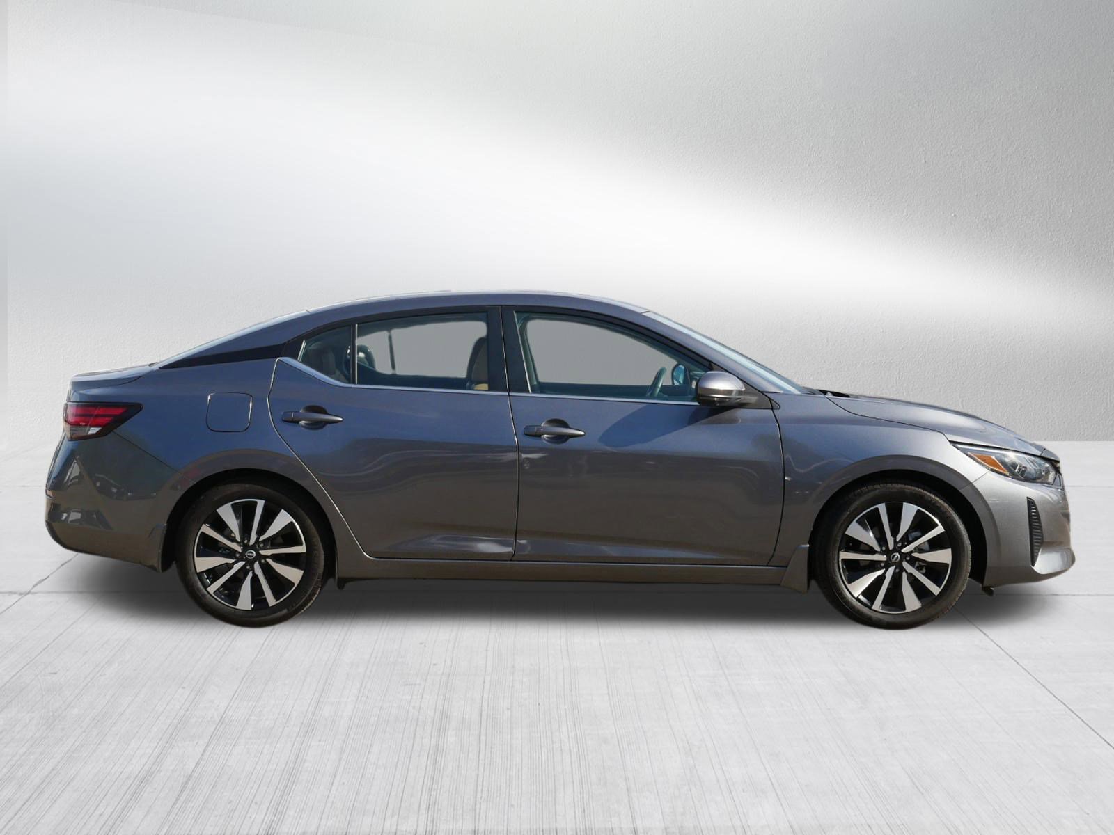 Certified 2025 Nissan Sentra SV w/ SV Premium Package FWD image 8