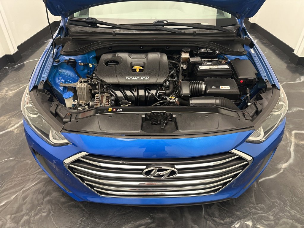 Used 2017 Hyundai Elantra SE image 25