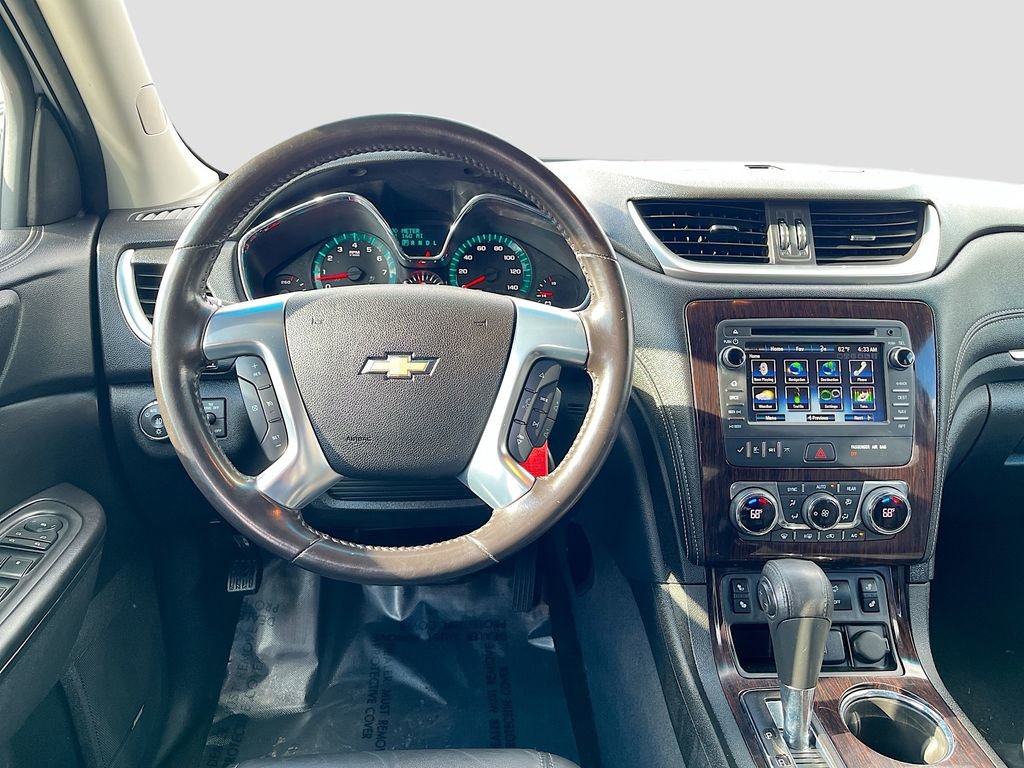 Used 2017 Chevrolet Traverse LT AWD/4WD image 23