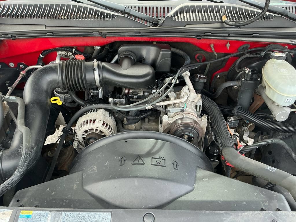 Used 2003 Chevrolet Silverado 1500 W/T RWD image 25