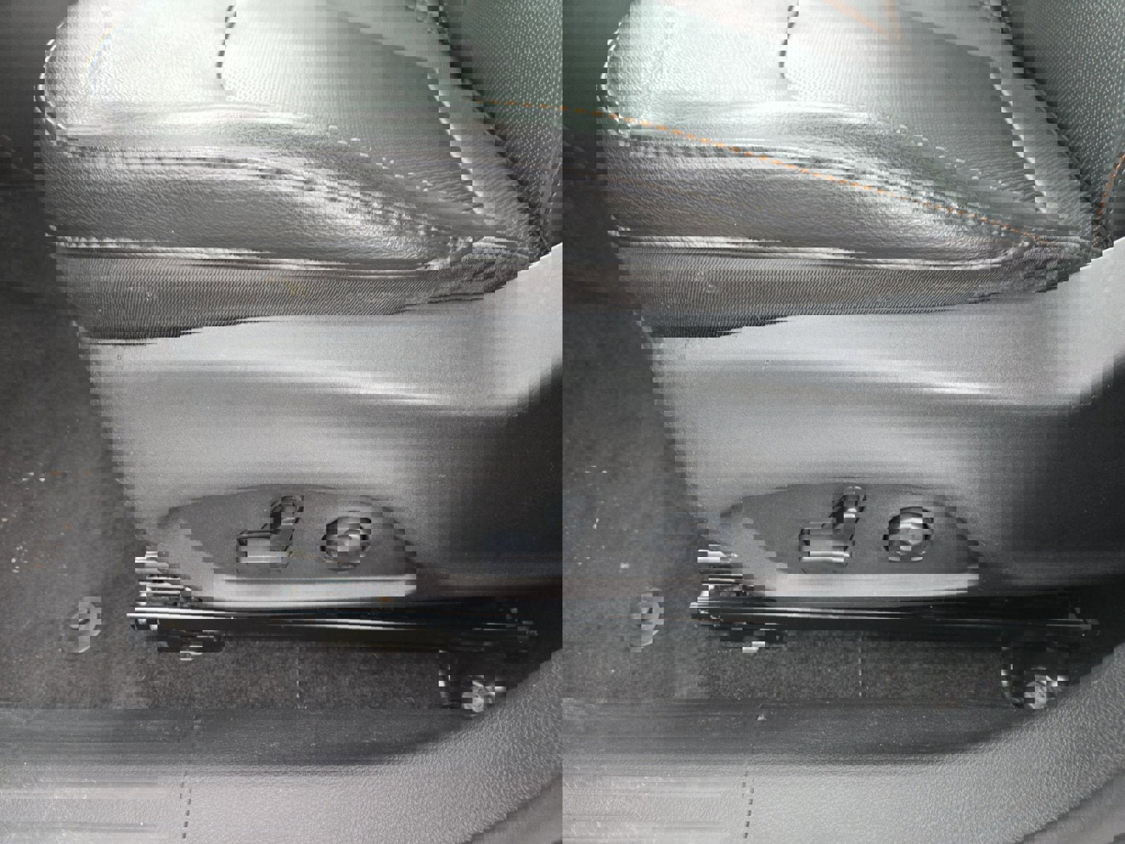 Used 2019 Jeep Compass Limited image 12