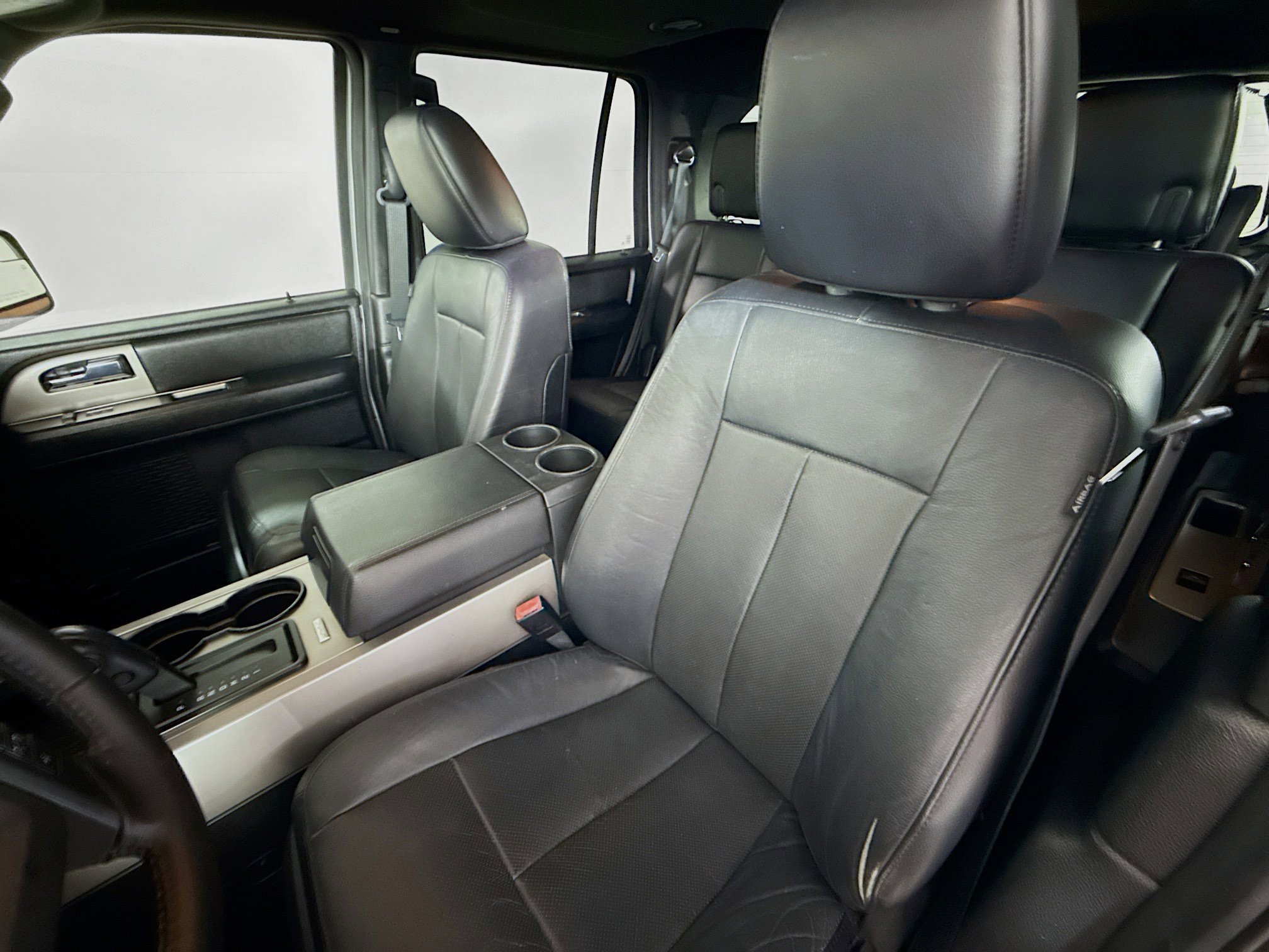 Used 2017 Ford Expedition XLT w/ Equipment Group 202A image 26