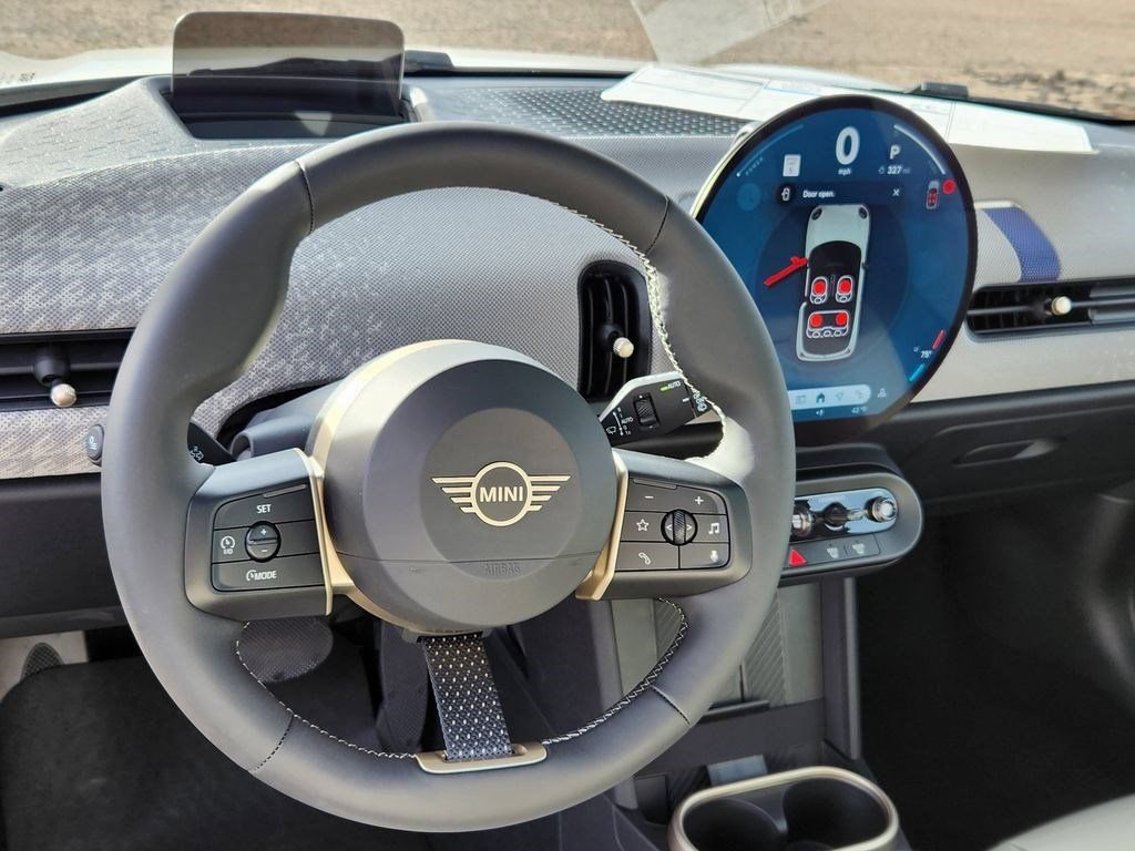 Used 2026 MINI Cooper 2-Door Hardtop FWD image 11