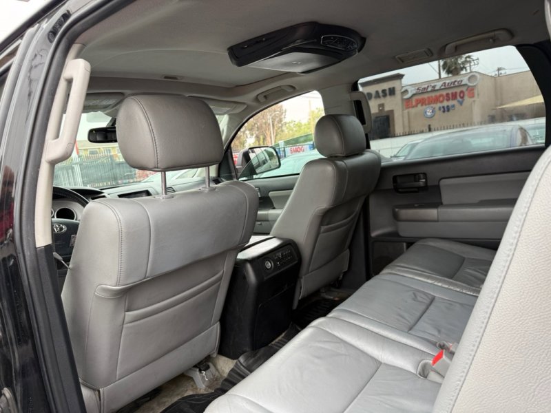 Used 2011 Toyota Sequoia SR5 w/ Premium Pkg RWD image 14
