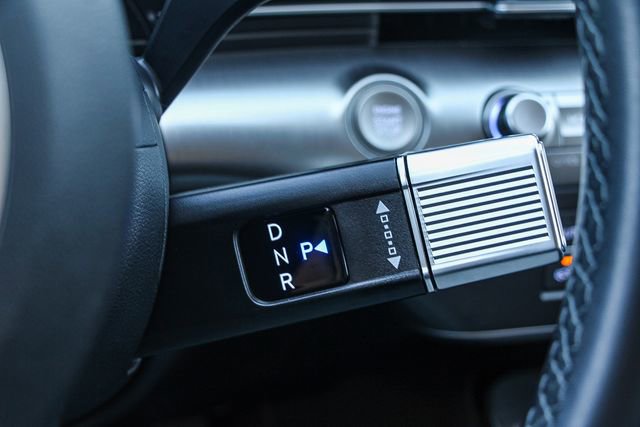 Certified 2025 Hyundai Kona SEL image 26