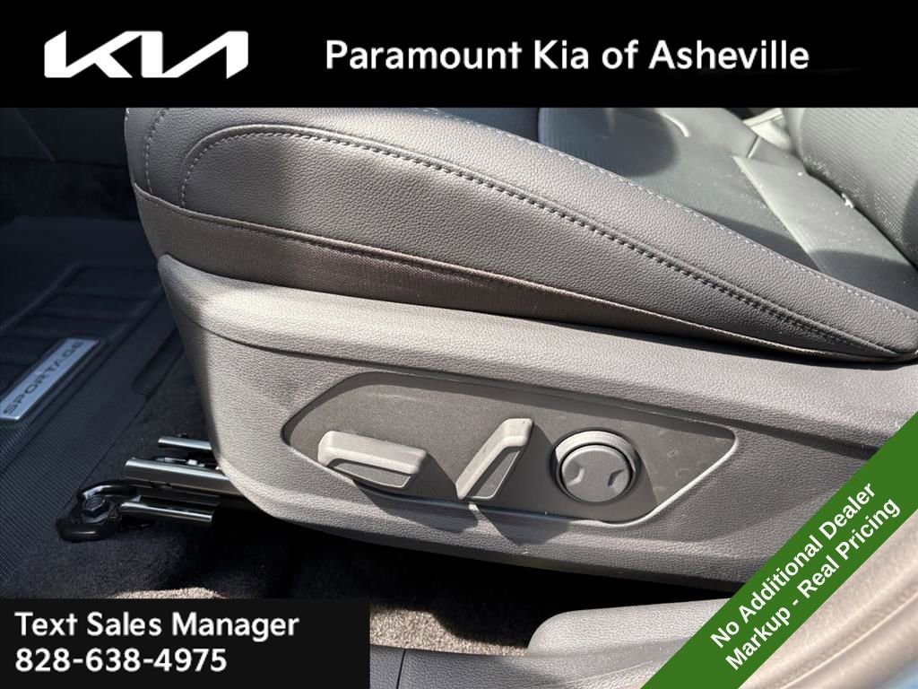 New 2026 Kia Sportage EX image 19