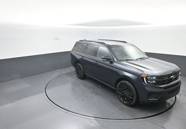 New 2026 Ford Expedition Platinum w/ Stealth Performance Package image 19