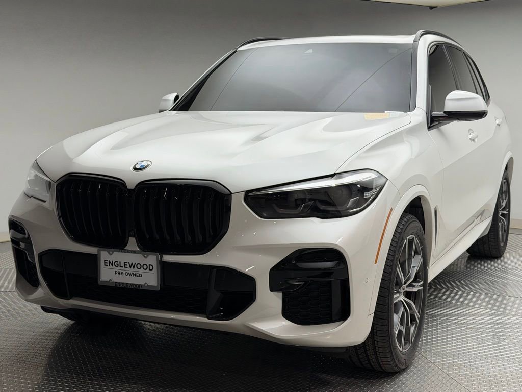 Used 2022 BMW X5 xDrive40i w/ M Sport Package