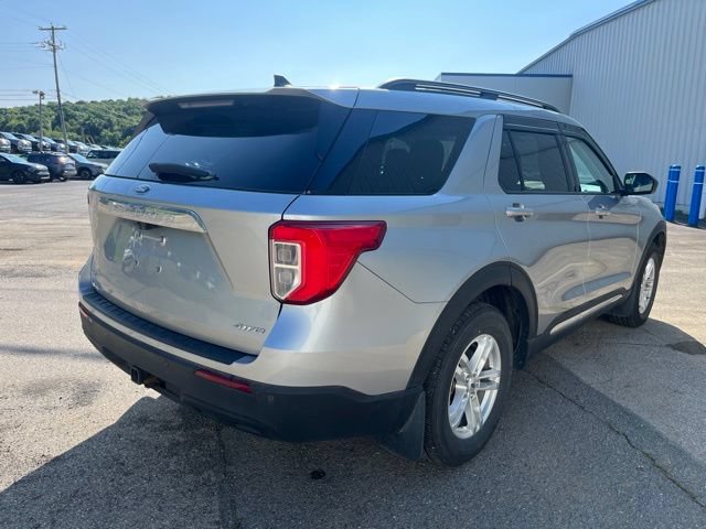 Used 2022 Ford Explorer XLT w/ Class IV Trailer Tow Package AWD/4WD image 6