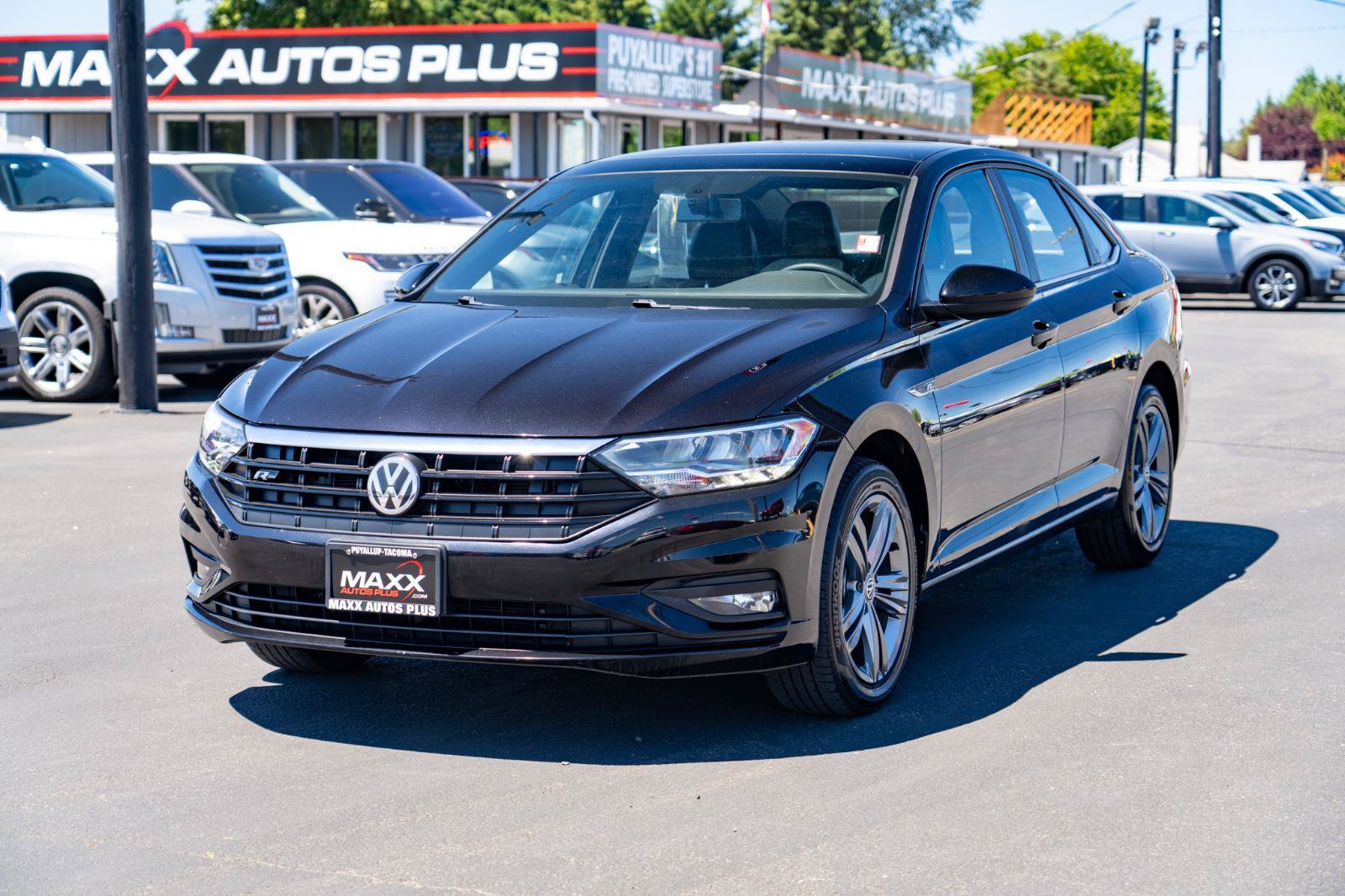 Used 2019 Volkswagen Jetta R-Line FWD image 4