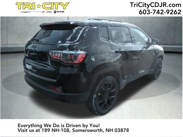 New 2026 Jeep Compass Latitude image 5