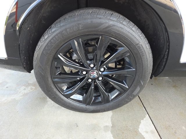 Used 2024 Buick Envista Sport Touring w/ Convenience I Package FWD image 68