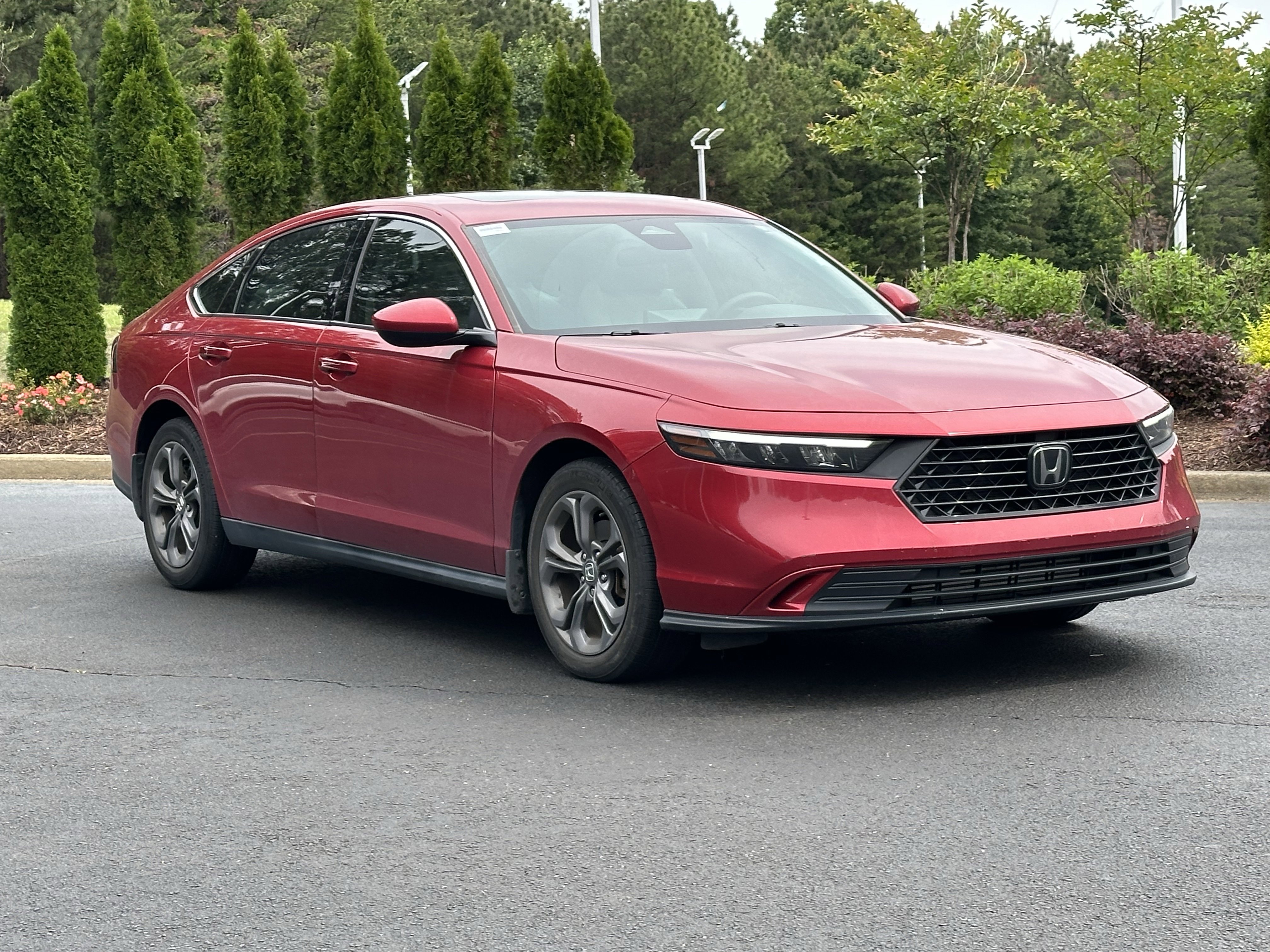 Used 2023 Honda Accord EX image 2