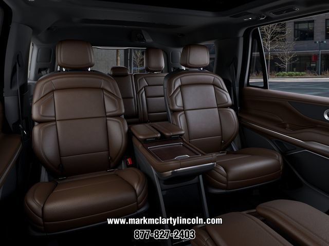 New 2027 Lincoln Navigator Reserve AWD/4WD image 11