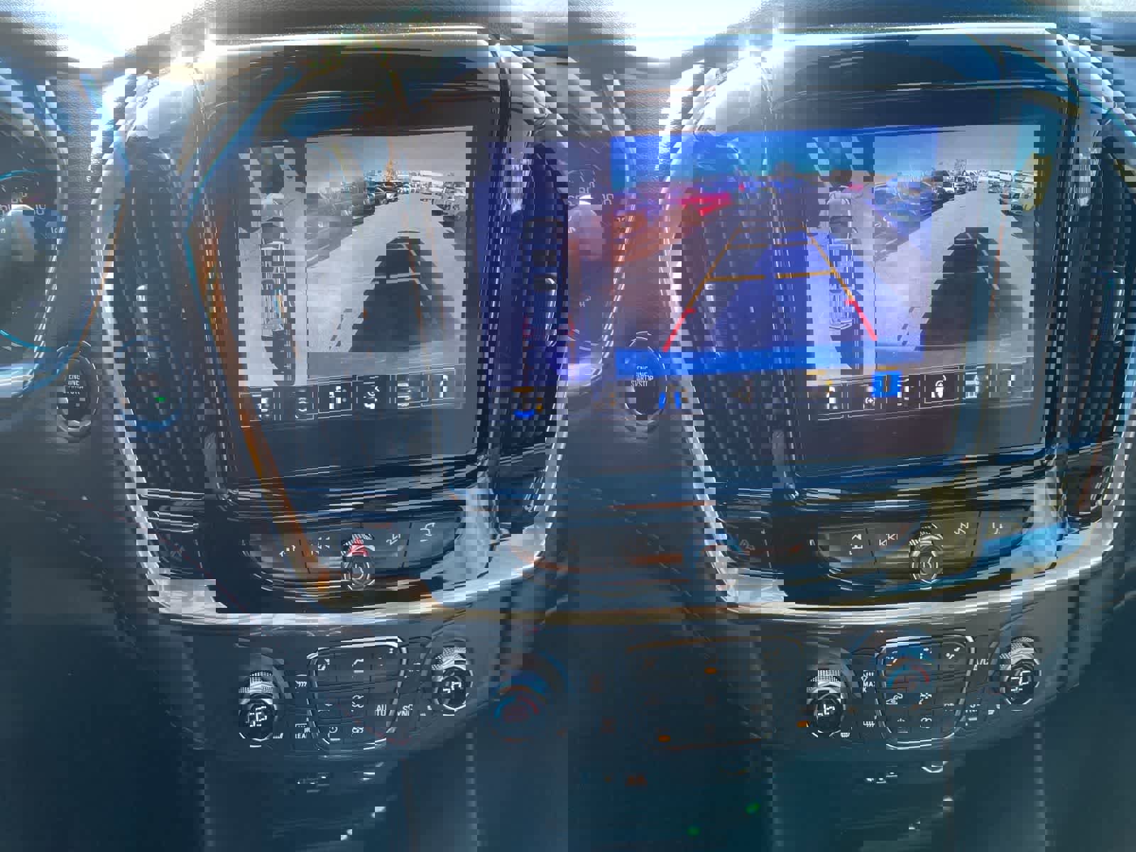 Used 2023 Chevrolet Traverse RS image 16