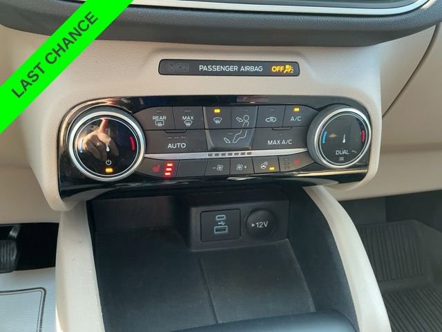 Used 2022 Ford Escape SEL w/ Class II Trailer Tow Package image 24