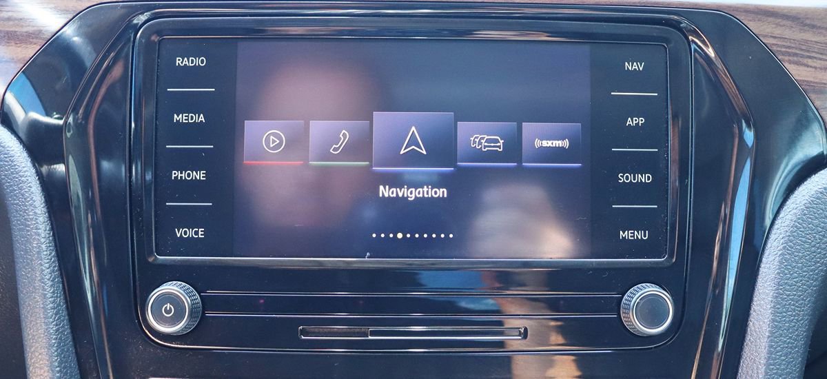 Used 2020 Volkswagen Passat 2.0T SEL FWD image 48