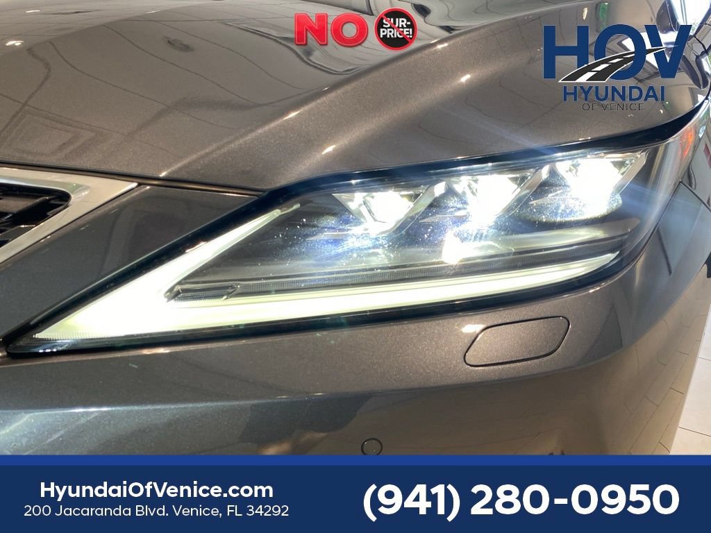 Used 2022 Lexus RX 350L Luxury w/ Accessory Package (Z1) FWD image 17