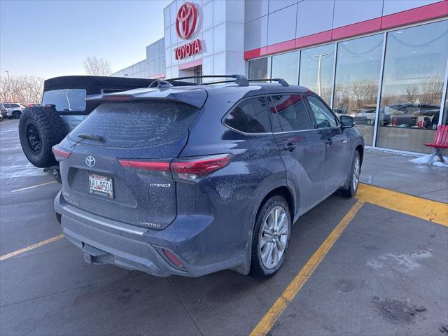Certified 2021 Toyota Highlander Limited image 11