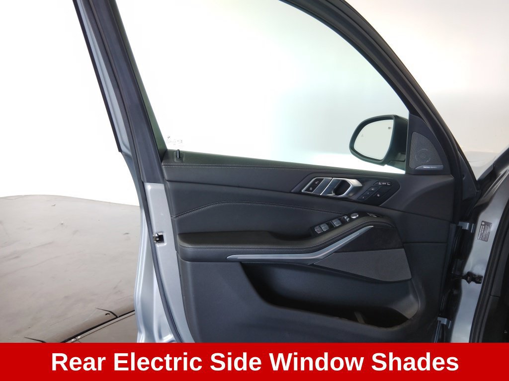 Used 2023 BMW X7 xDrive40i w/ Premium Package AWD/4WD image 37