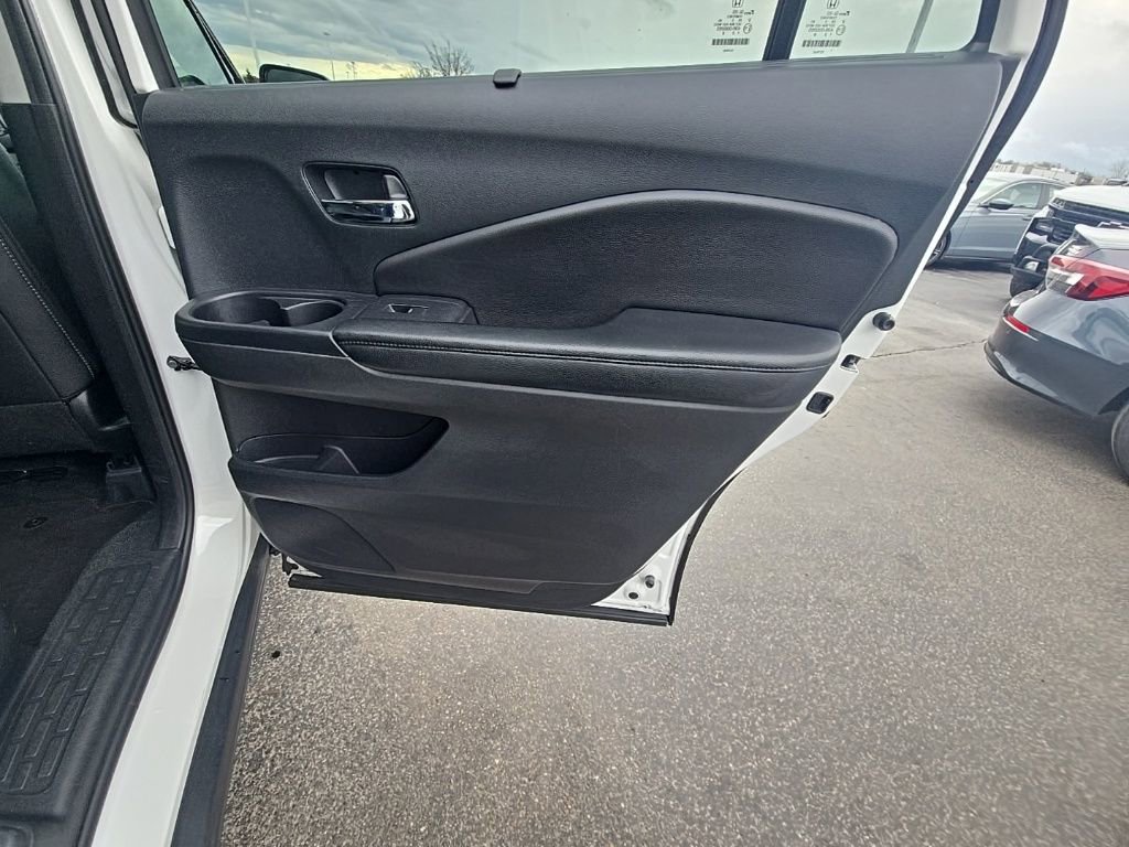 Used 2022 Honda Pilot Special Edition image 30