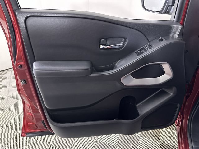 Used 2022 Nissan Frontier SV w/ Technology Package RWD image 23