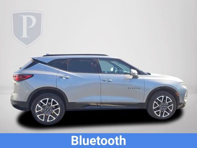 Certified 2025 Chevrolet Blazer RS image 4