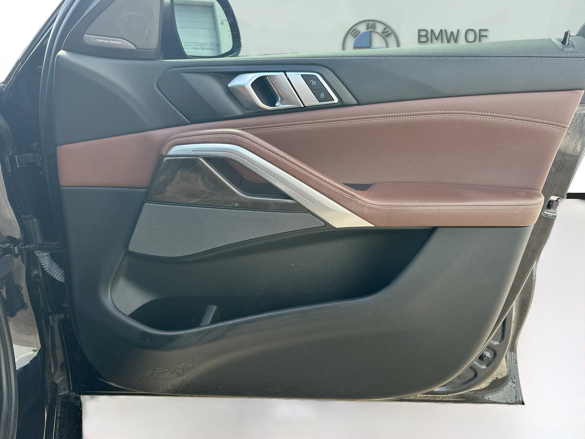 Used 2023 BMW X6 xDrive40i w/ M Sport Package AWD/4WD image 29