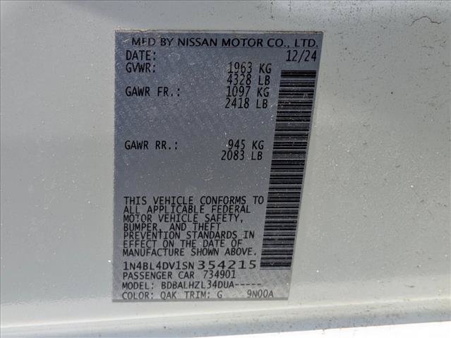 Used 2025 Nissan Altima 2.5 SV FWD image 15