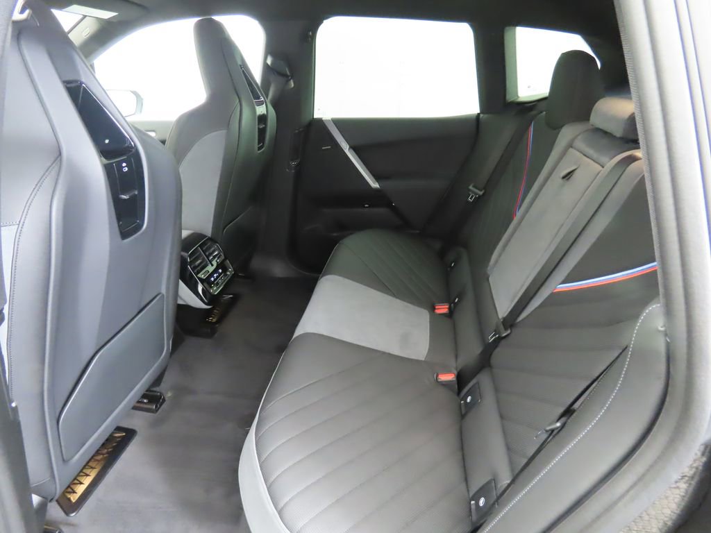 New 2026 BMW iX xDrive45 w/ M Sport Package image 22