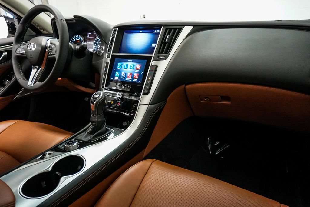 Used 2023 INFINITI Q50 Luxe w/ Cargo Package RWD image 11