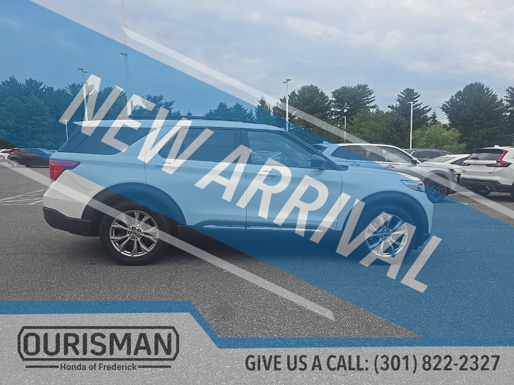 Used 2020 Ford Explorer XLT w/ Equipment Group 202A AWD/4WD image 9