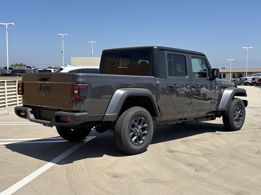 New 2026 Jeep Gladiator Sport AWD/4WD image 6
