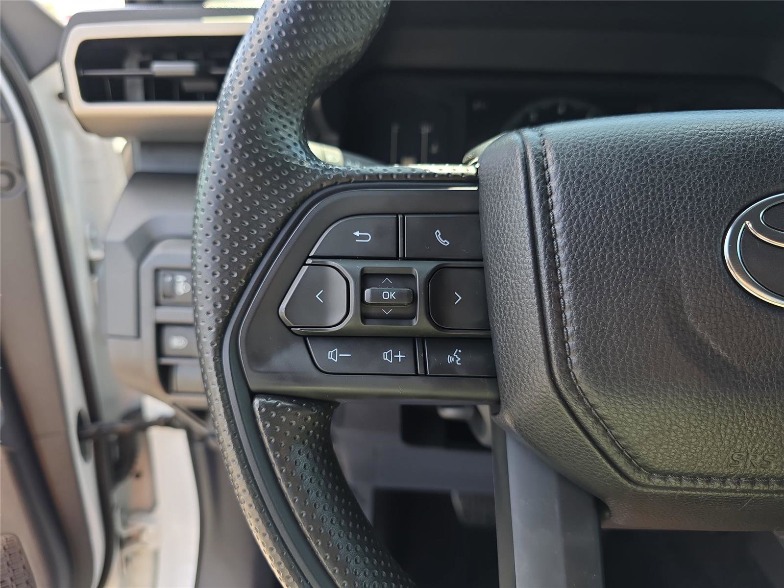 Used 2024 Toyota Tacoma SR RWD image 19