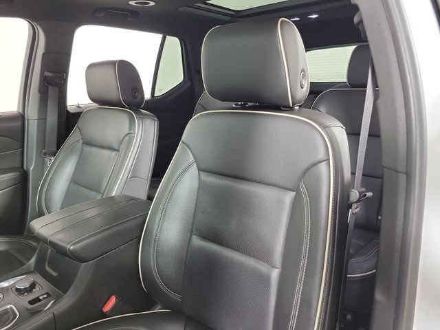 Used 2022 Chevrolet Traverse Premier w/ Redline Edition AWD/4WD image 20