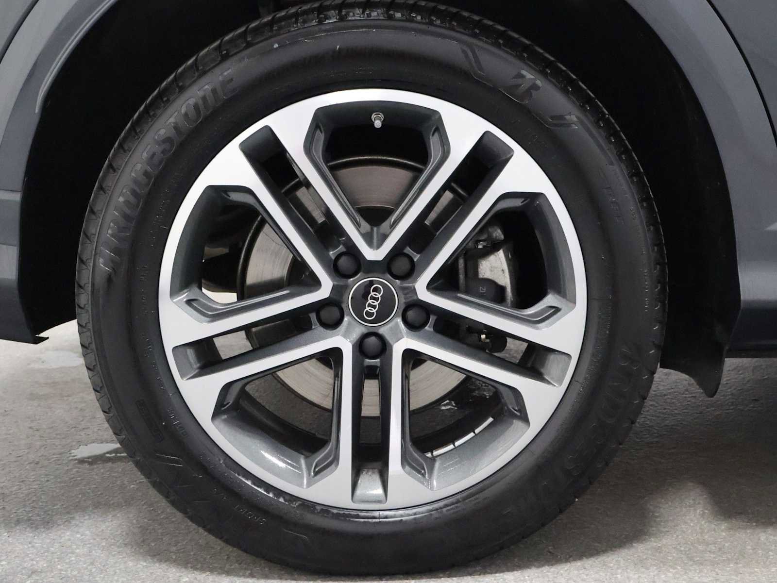 Certified 2025 Audi Q5 Prestige AWD/4WD image 35