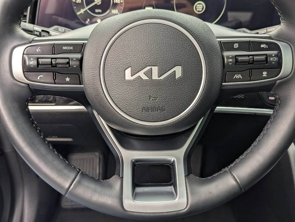 Used 2025 Kia Sportage SX AWD/4WD image 5