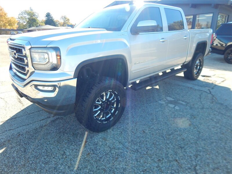 Used 2016 GMC Sierra 1500 SLE w/ SLE Value Package AWD/4WD image 3