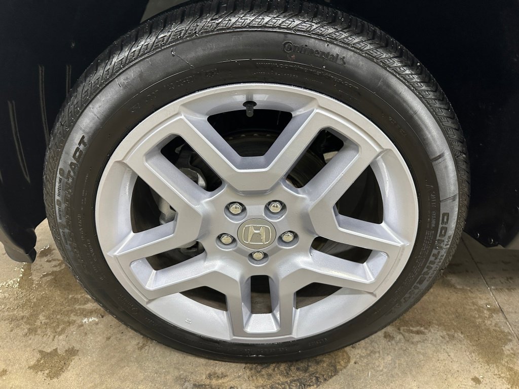 Used 2025 Honda Passport EX-L image 39