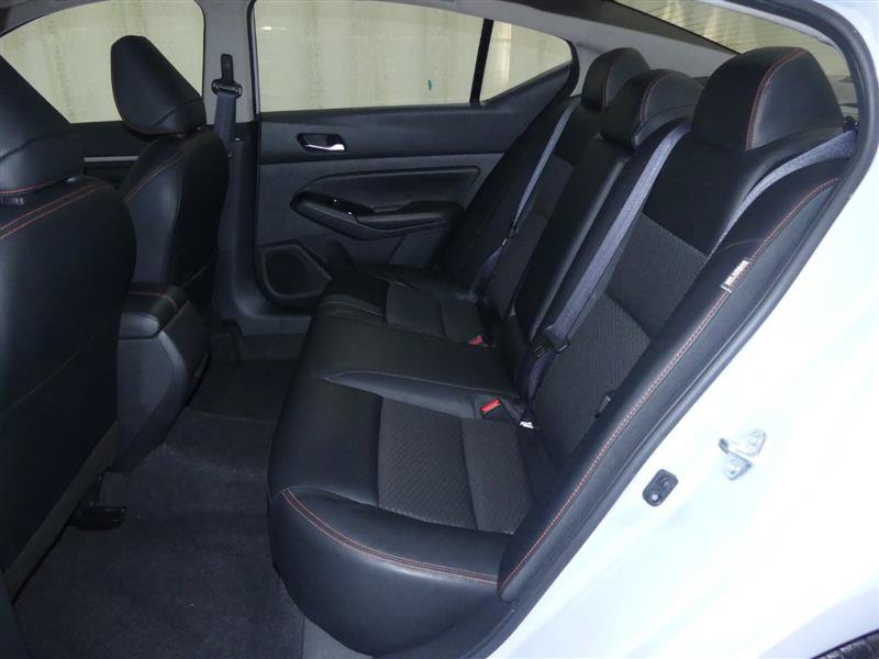 Used 2024 Nissan Altima 2.5 SR FWD image 22