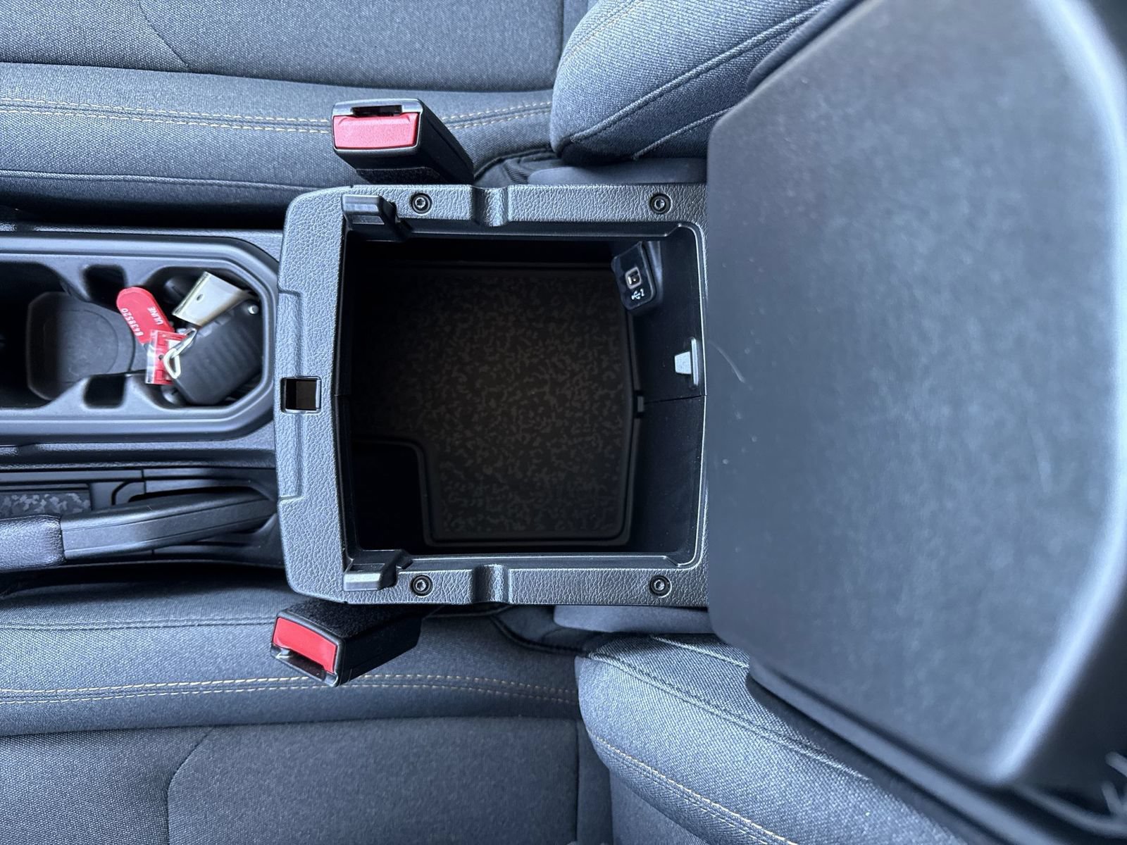 Used 2024 Jeep Wrangler Unlimited Sport AWD/4WD image 22