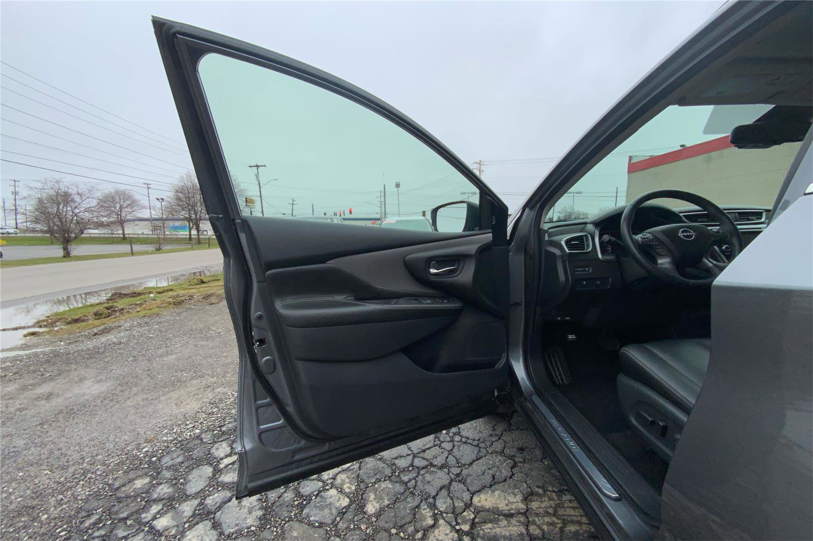 Used 2023 Nissan Murano SV AWD/4WD image 19
