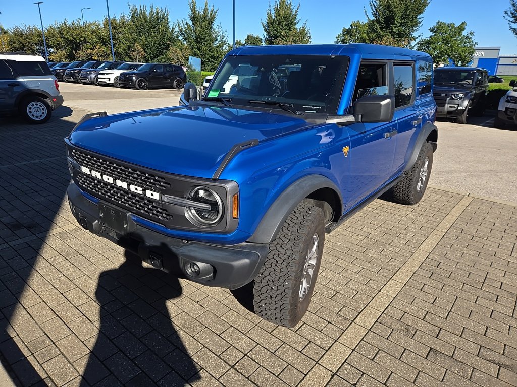 Used 2025 Ford Bronco Badlands AWD/4WD image 1