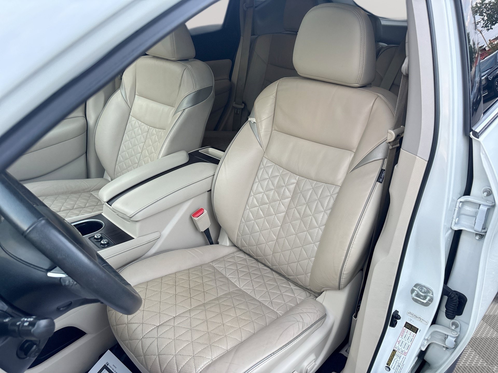 Used 2019 Nissan Murano Platinum w/ Cargo Package AWD/4WD image 13