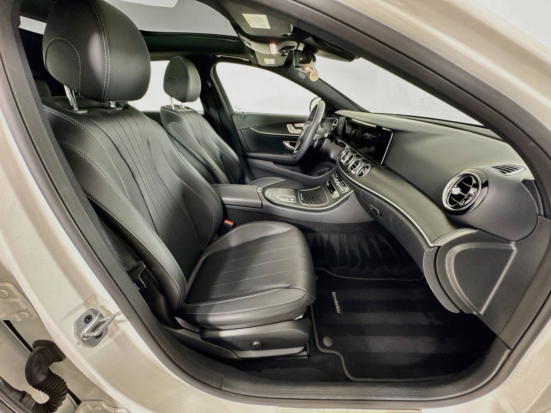 Certified 2022 Mercedes-Benz E 350 Sedan image 31
