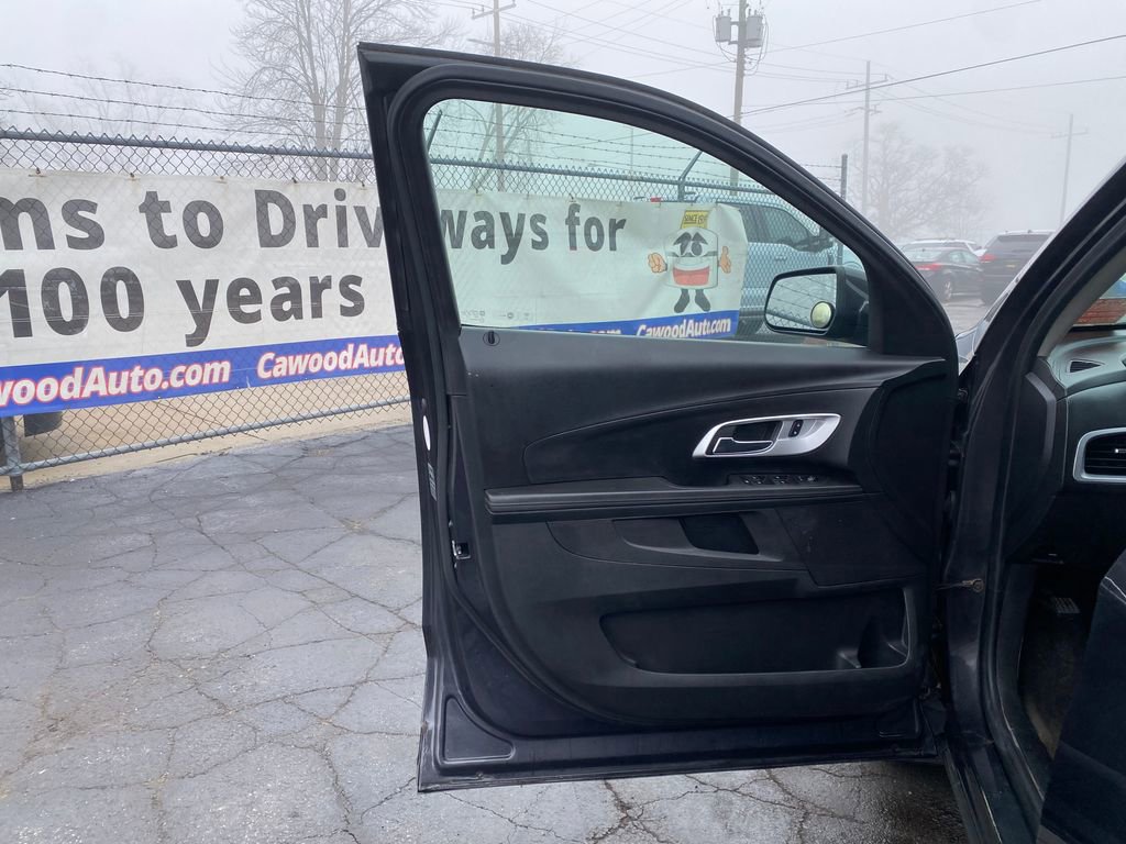 Used 2016 Chevrolet Equinox LT w/ Convenience Package image 12