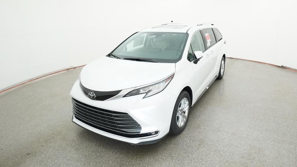 New 2026 Toyota Sienna Limited FWD image 20
