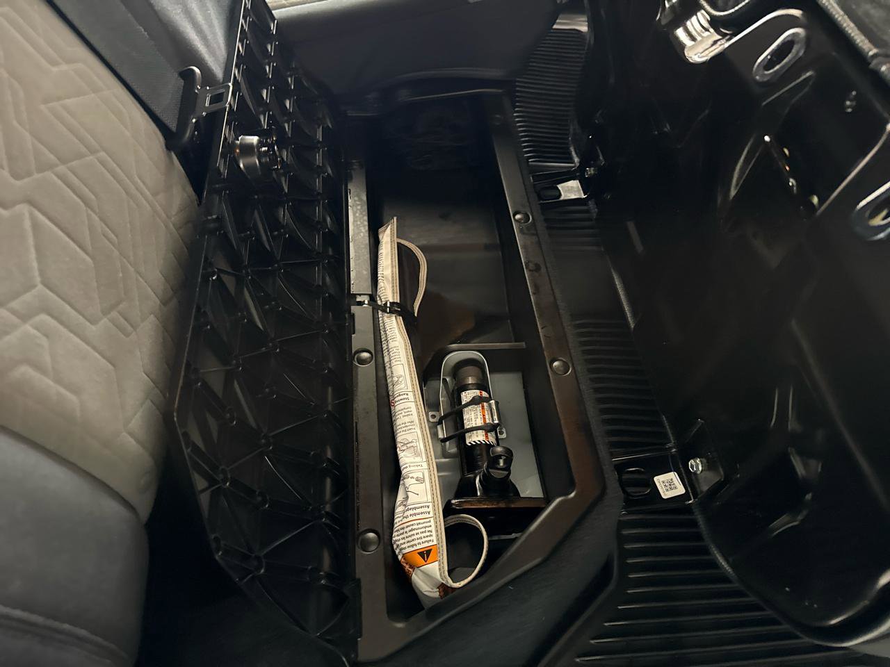 Used 2023 Toyota Tacoma TRD Off-Road w/ Technology Package image 42