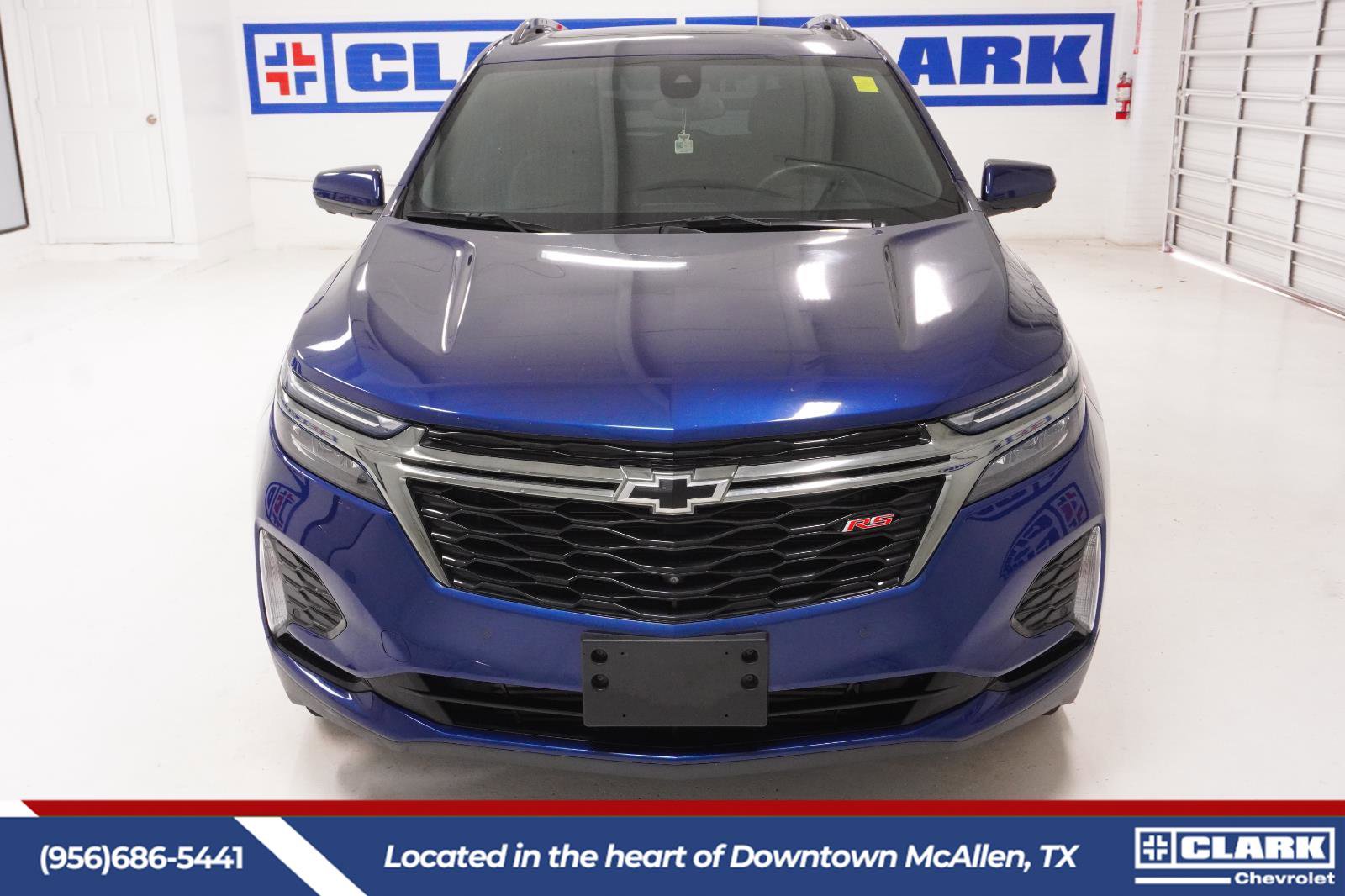 Used 2023 Chevrolet Equinox RS w/ RS Leather Package image 2