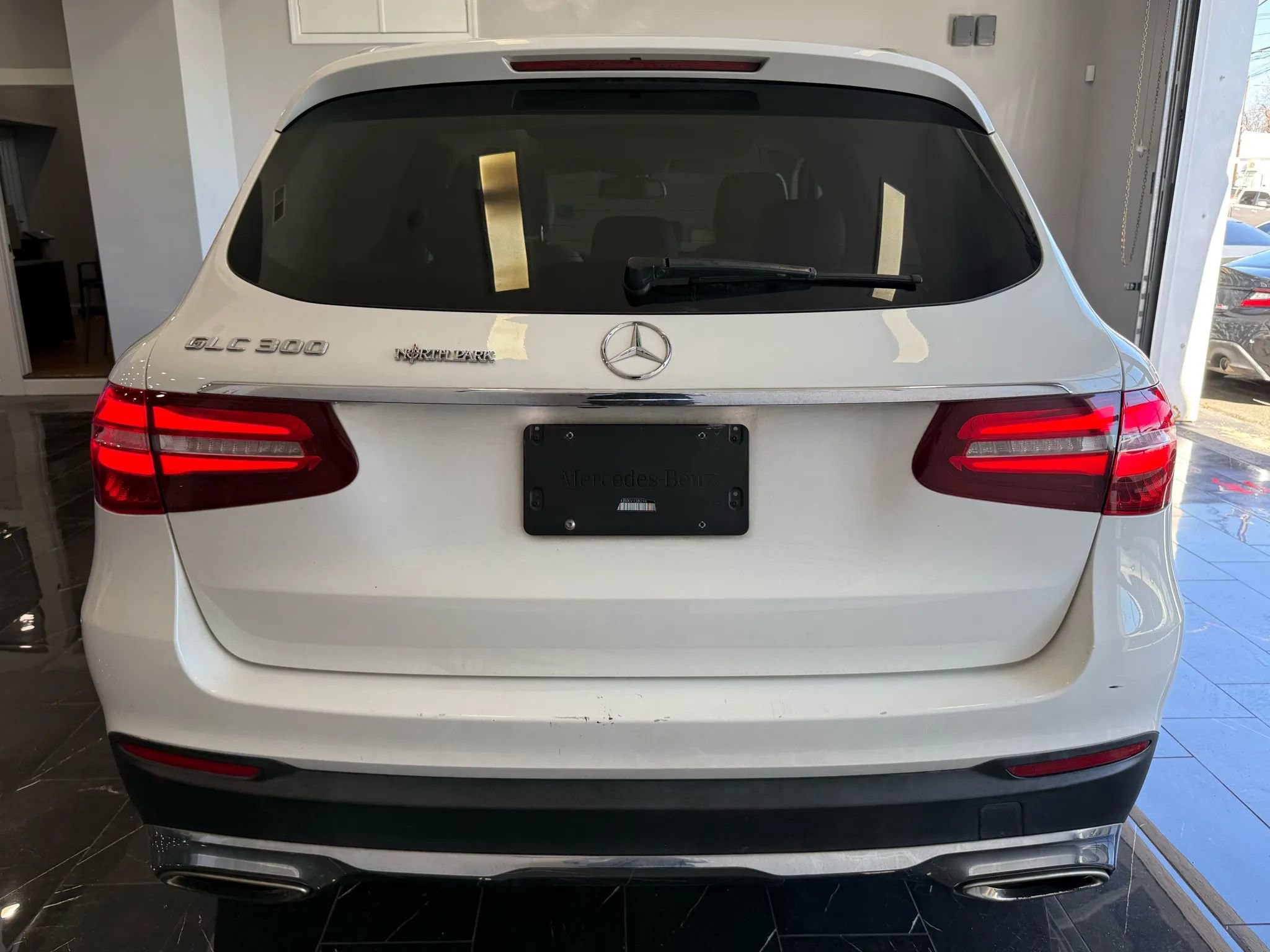 Used 2019 Mercedes-Benz GLC 300 image 5